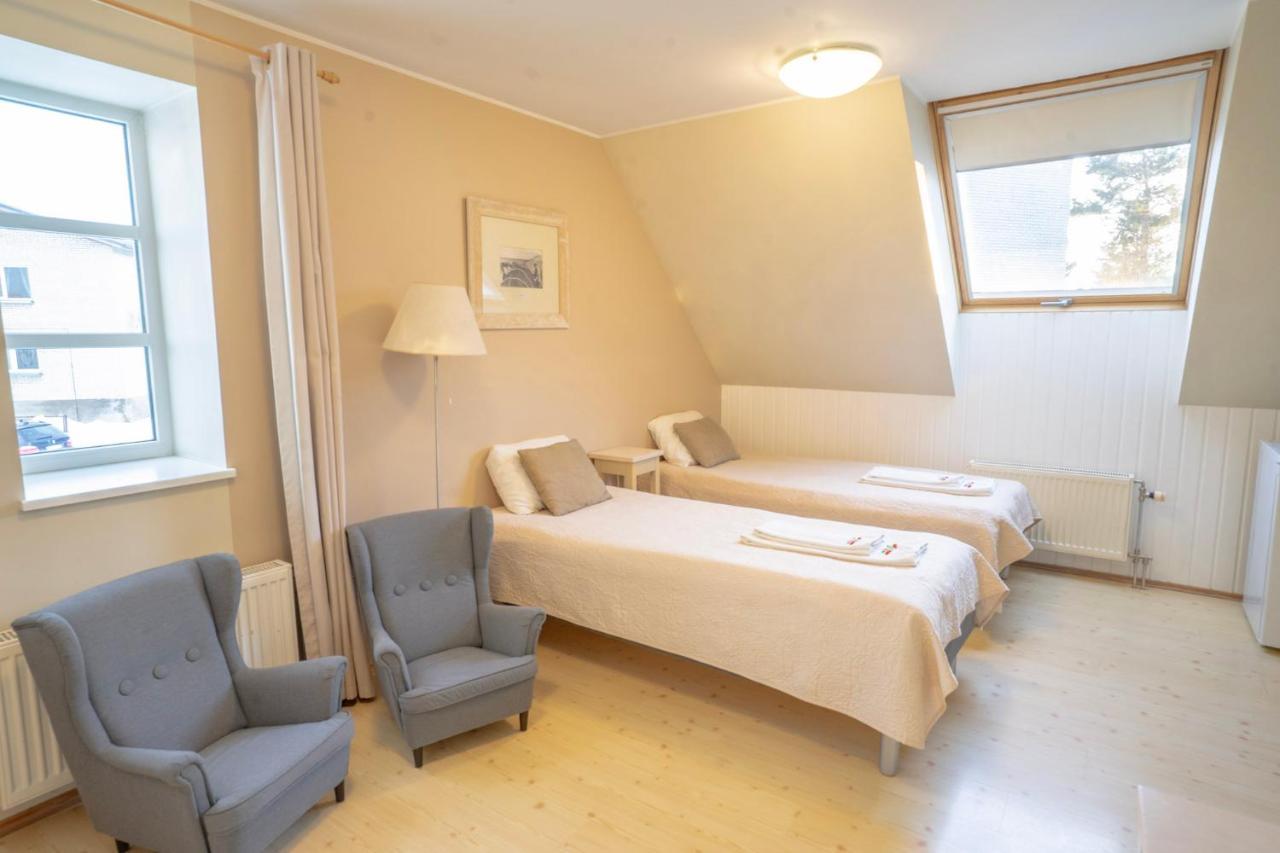 Kongo Hotel Haapsalu Bagian luar foto
