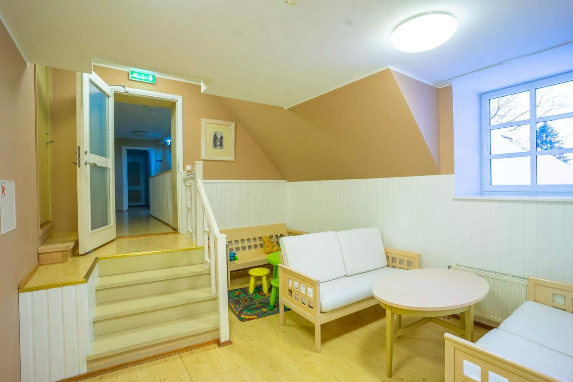 Kongo Hotel Haapsalu Bagian luar foto